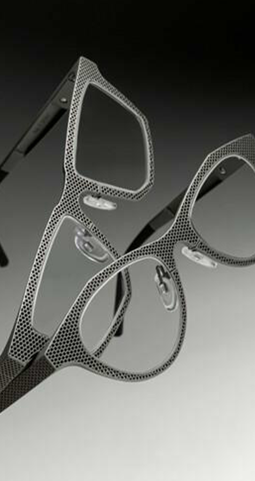 3d geprinte titanium brillen hoet couture